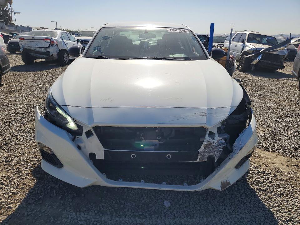 Photo 5 from auction – 2019 NISSAN ALTIMA with VIN 1N4BL4CV8KC194735