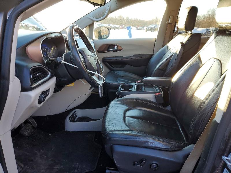 Photo 7 from auction – 2017 CHRYSLER PACIFICA with VIN 2C4RC1BG6HR733735