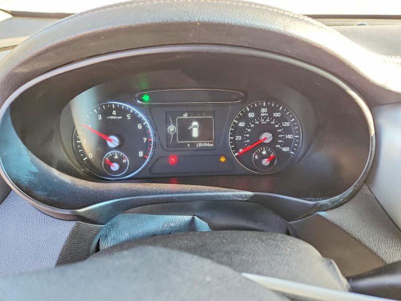 Photo 9 from auction – 2016 KIA SORENTO LX with VIN 5XYPGDA53GG183202