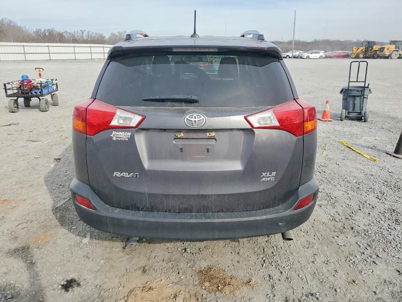 Photo 6 from auction – 2015 TOYOTA RAV4 XLE with VIN 2T3RFREV8FW335011