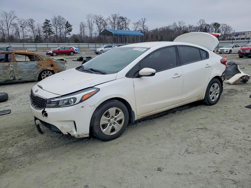 KIA FORTE LX 2017 with VIN 3KPFL4A71HE099838 - Photo from auction