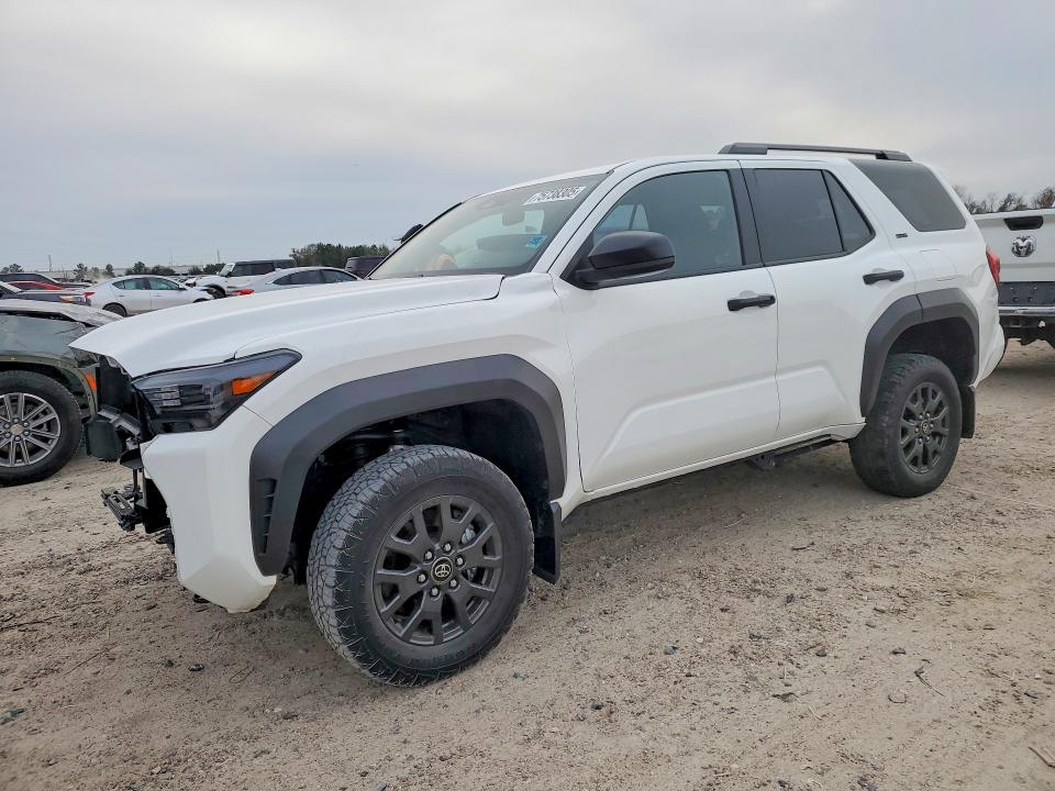 TOYOTA 4RUNNER SR 2025 с VIN JTEVA5BR0S5018480 - Фото с аукциона