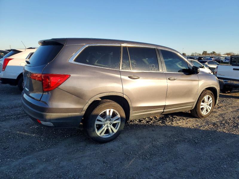 Photo 3 from auction – 2016 HONDA PILOT LX with VIN 5FNYF5H11GB033323