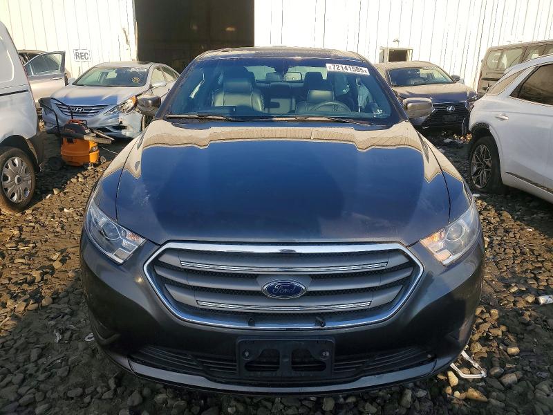 Photo 5 from auction – 2018 FORD TAURUS SEL with VIN 1FAHP2E81JG124723
