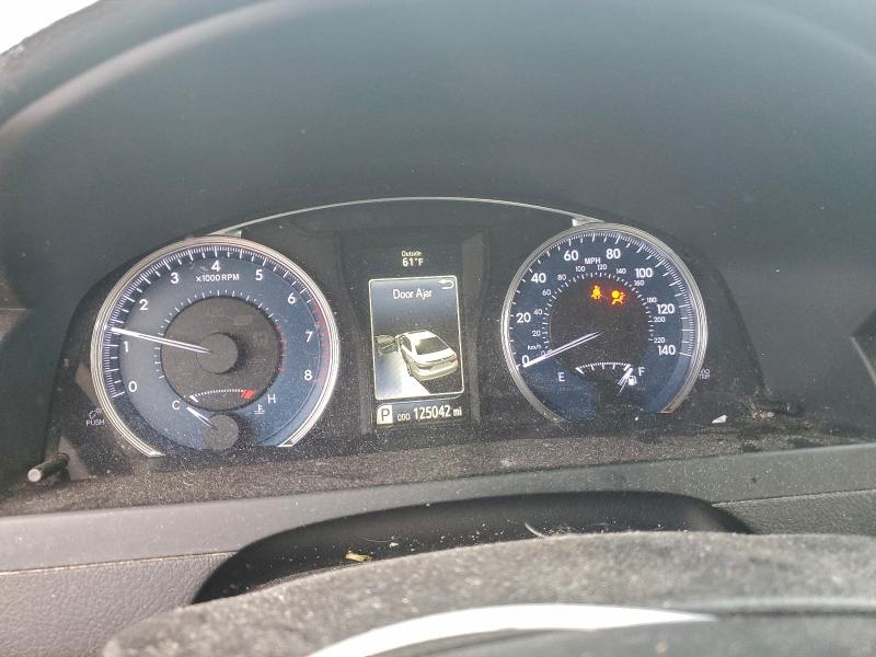 Photo 9 from auction – 2017 TOYOTA CAMRY with VIN 4T1BF1FK0HU444923