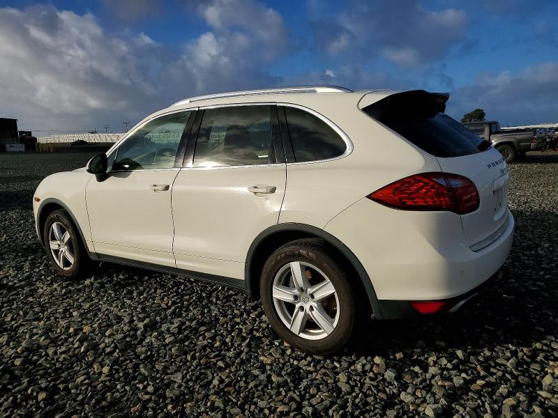 Photo 2 from auction – 2012 PORSCHE CAYENNE with VIN WP1AA2A28CLA04764