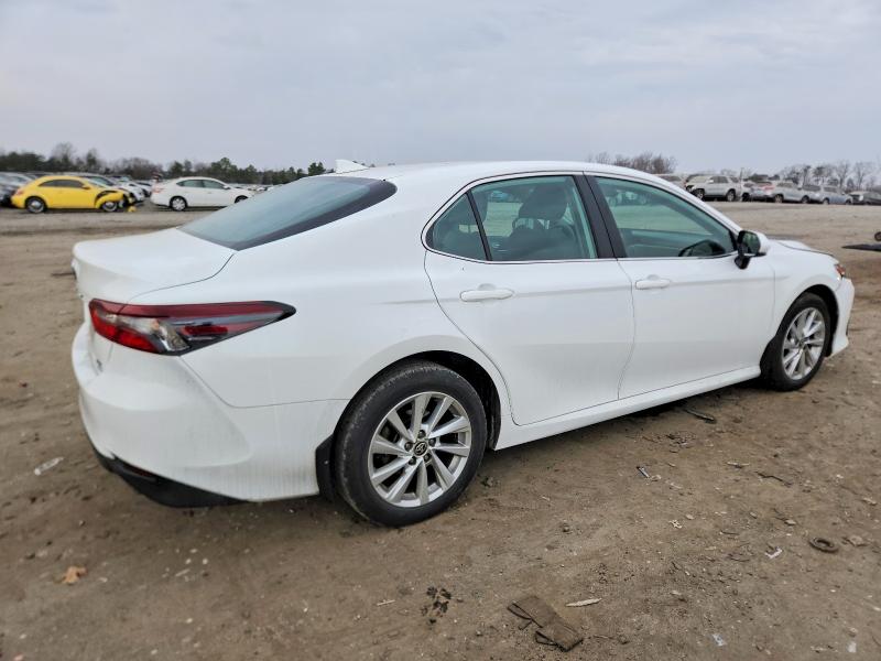 Photo 3 from auction – 2023 TOYOTA CAMRY LE with VIN 4T1C11BK4PU093232