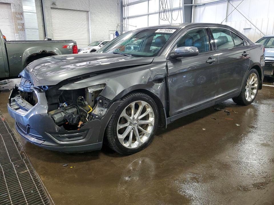 FORD TAURUS LIM 2015 with VIN 1FAHP2F89FG184481 - Photo from auction