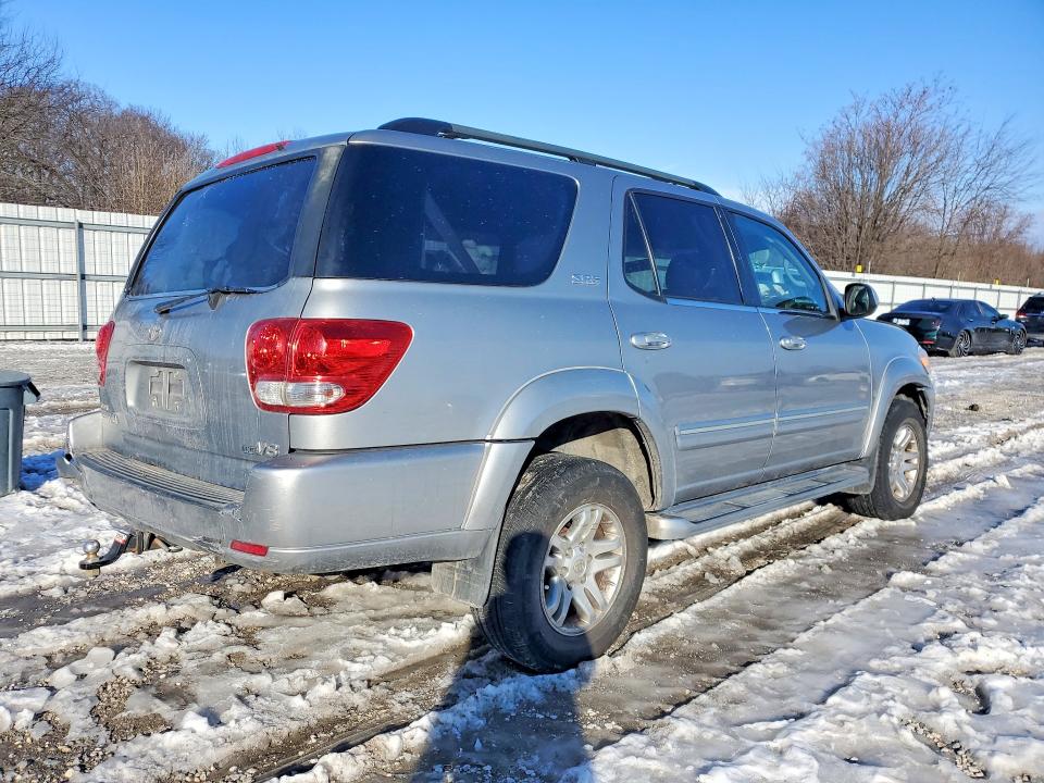 Photo 3 from auction – 2005 TOYOTA SEQUOIA with VIN 5TDZT34A85S244552