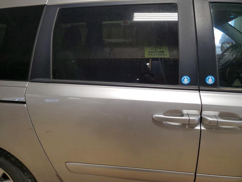 Photo 11 from auction – 2014 KIA SEDONA LX with VIN KNDMG4C70E6548887