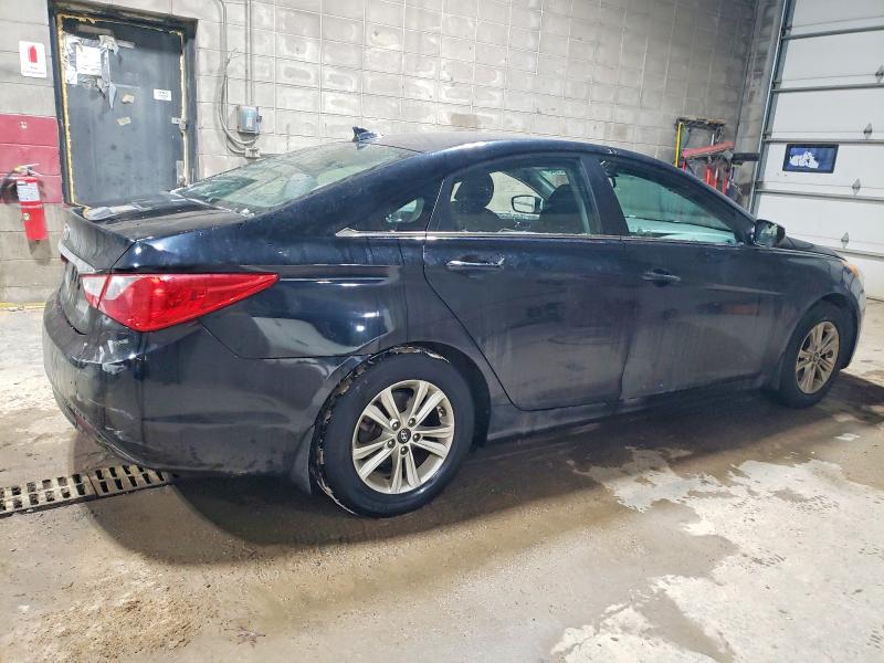 Photo 3 from auction – 2012 HYUNDAI SONATA GLS with VIN 5NPEB4AC4CH359780