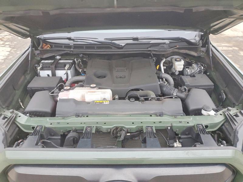 Photo 11 from auction – 2022 TOYOTA TUNDRA DOU with VIN 5TFLA5DA2NX049564