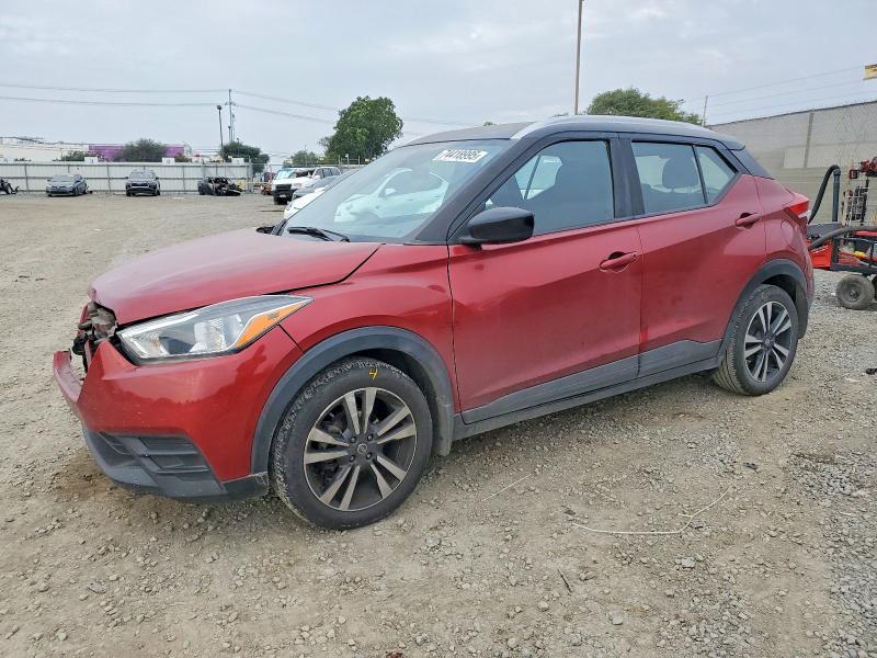 NISSAN KICKS S 2018 with VIN 3N1CP5CU5JL508914 - Photo from auction