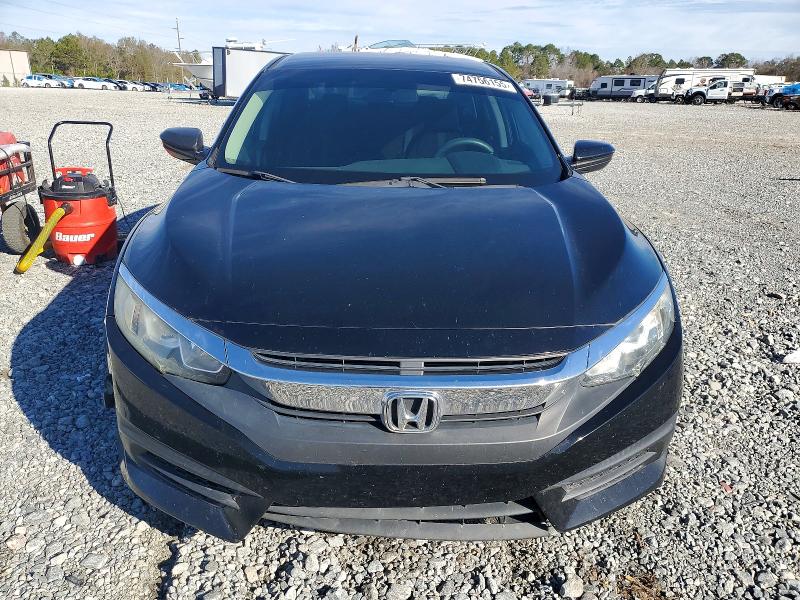 Photo 5 from auction – 2016 HONDA CIVIC with VIN 19XFC2F56GE041055