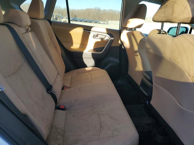 Photo 11 from auction – 2021 TOYOTA RAV4 LE with VIN 2T3G1RFV8MC249698