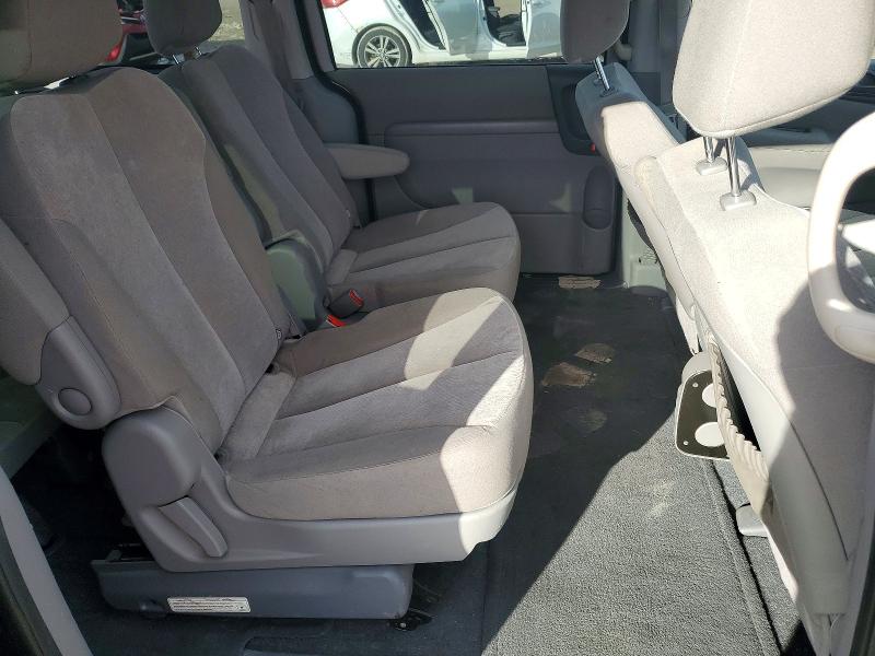 Photo 11 from auction – 2014 KIA SEDONA LX with VIN KNDMG4C77E6574659