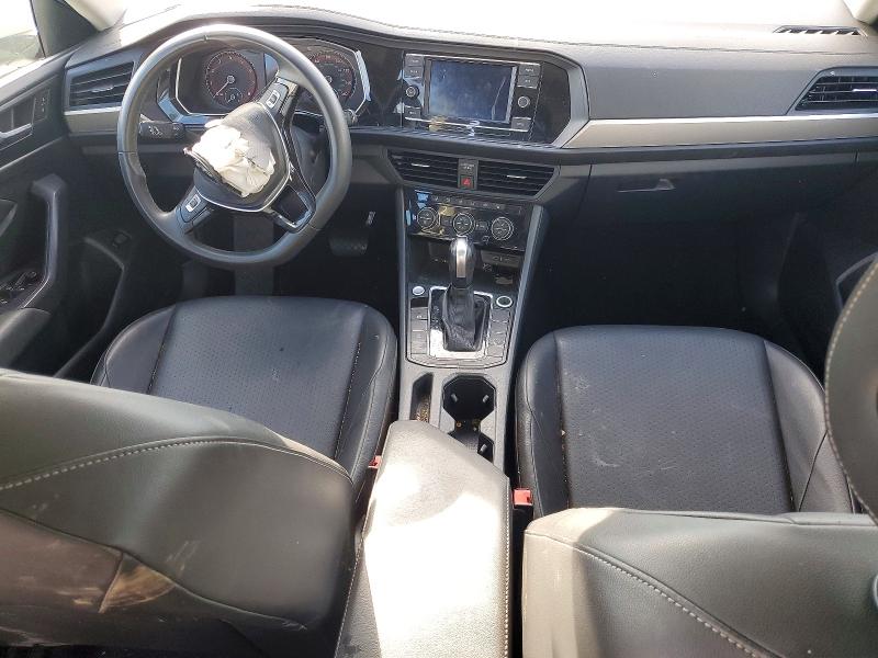 Photo 8 from auction – 2020 VOLKSWAGEN JETTA with VIN 3VWCB7BU8LM001833