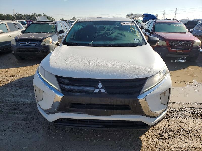 Photo 5 from auction – 2018 MITSUBISHI ECLIPSE CR with VIN JA4AT4AA8JZ069195