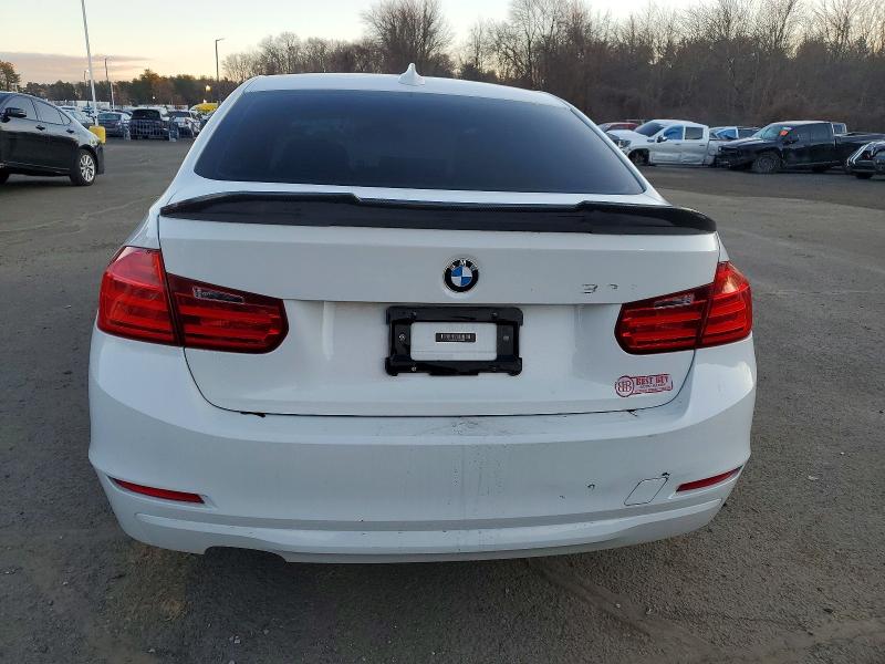 Photo 6 from auction – 2014 BMW 328 I with VIN WBA3A5C59EF604890