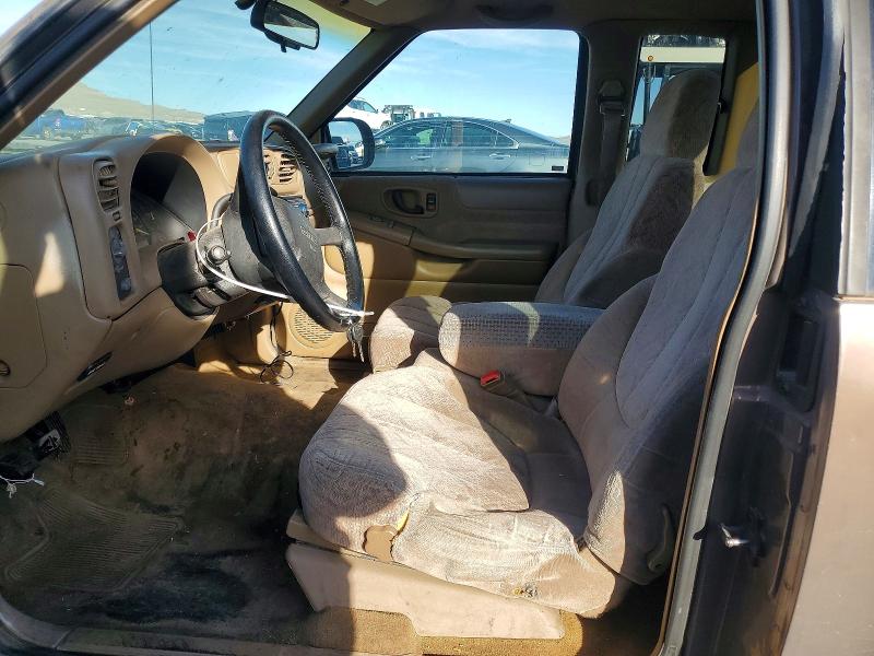 Photo 7 from auction – 1999 GMC SONOMA with VIN 1GTCS19X7X8510970