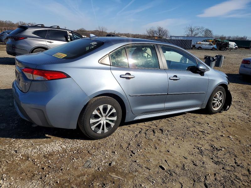 Photo 3 from auction – 2022 TOYOTA COROLLA with VIN JTDEAMDE5NJ036462