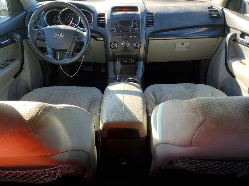 Photo 8 from auction – 2012 KIA SORENTO with VIN 5XYKT4A13CG213635
