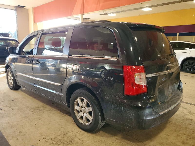 Photo 2 from auction – 2013 CHRYSLER TOWN & COU with VIN 2C4RC1BG1DR576898