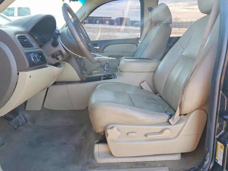 Photo 7 from auction – 2010 CHEVROLET TAHOE C150 with VIN 1GNUCAE02AR100581