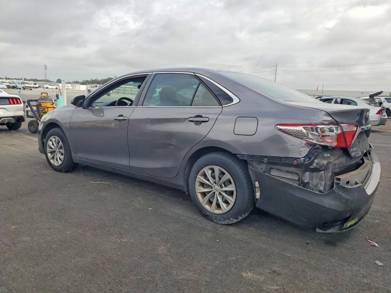 Photo 2 from auction – 2017 TOYOTA CAMRY LE with VIN 4T1BF1FK6HU364994