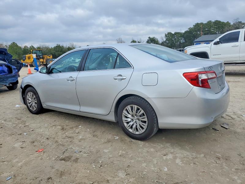 Photo 2 from auction – 2012 TOYOTA CAMRY BASE with VIN 4T1BF1FK5CU574401