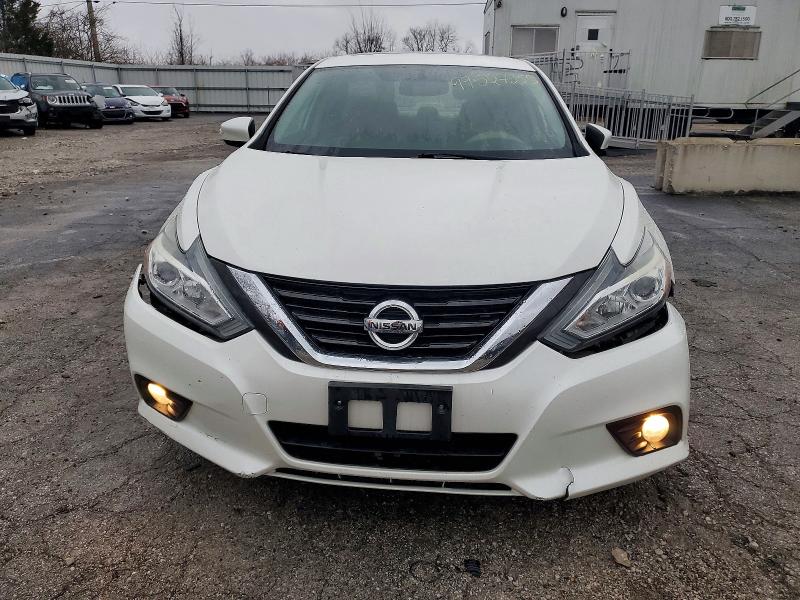 Photo 5 from auction – 2017 NISSAN ALTIMA 2.5 with VIN 1N4AL3AP2HC284160