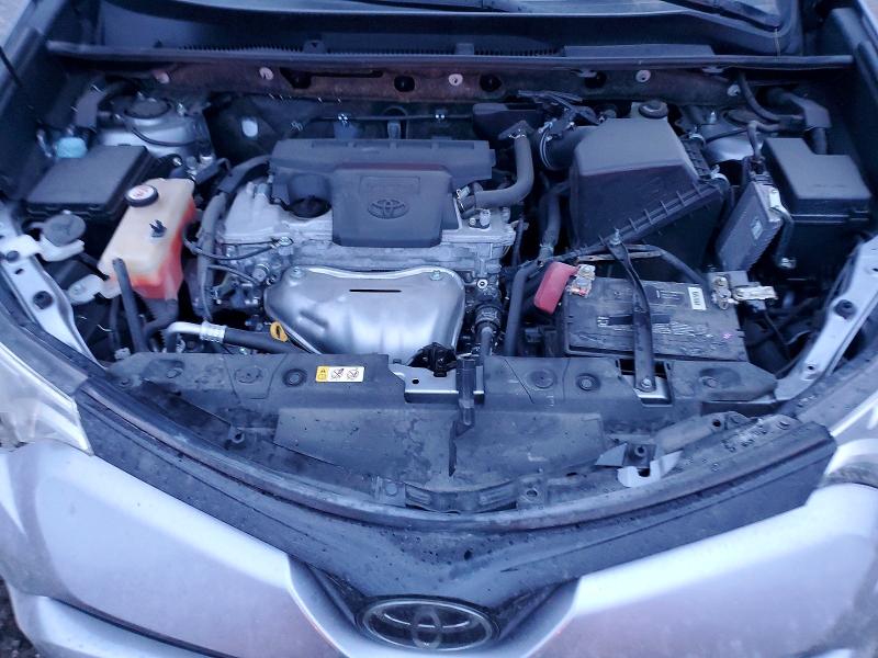 Photo 12 from auction – 2018 TOYOTA RAV4 SE with VIN JTMNFREV7JD120479