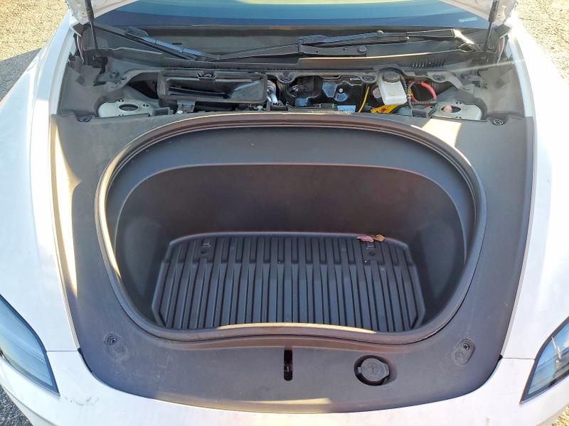 Photo 11 from auction – 2025 TESLA MODEL 3 with VIN 5YJ3E1EAXSF885222
