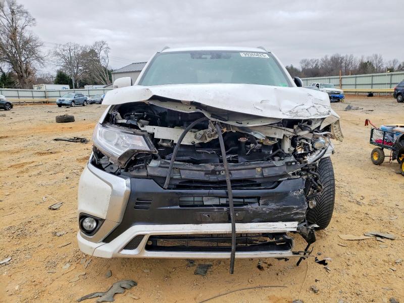 Photo 5 from auction – 2020 MITSUBISHI OUTLANDER with VIN JA4J24A56LZ008937