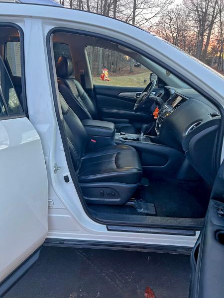 Photo 5 from auction – 2020 NISSAN PATHFINDER with VIN 5N1DR2CM2LC577399
