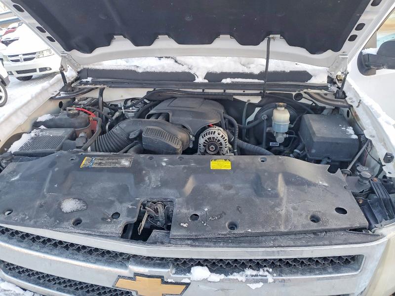Photo 11 from auction – 2011 CHEVROLET SILVERADO with VIN 1GCRKSE37BZ177756