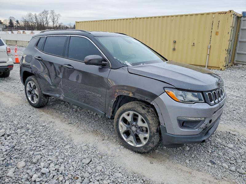 Photo 4 from auction – 2018 JEEP COMPASS LI with VIN 3C4NJDCB9JT212097