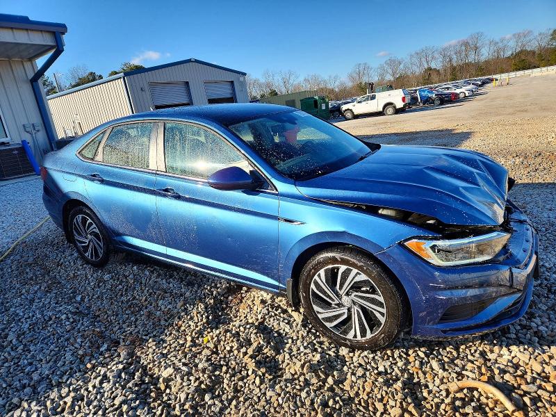 Photo 4 from auction – 2021 VOLKSWAGEN JETTA with VIN 3VWE57BU3MM008870