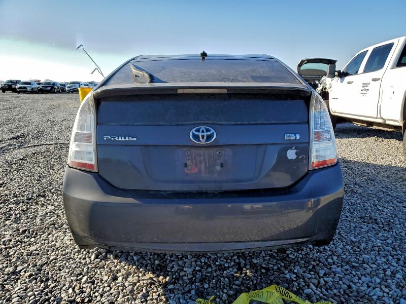 Photo 6 from auction – 2011 TOYOTA PRIUS with VIN JTDKN3DU3B0290746