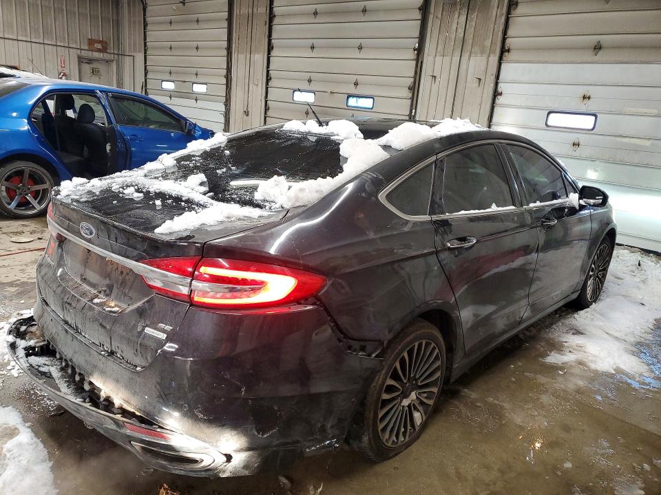 Photo 3 from auction – 2017 FORD FUSION SE with VIN 3FA6P0H90HR173740