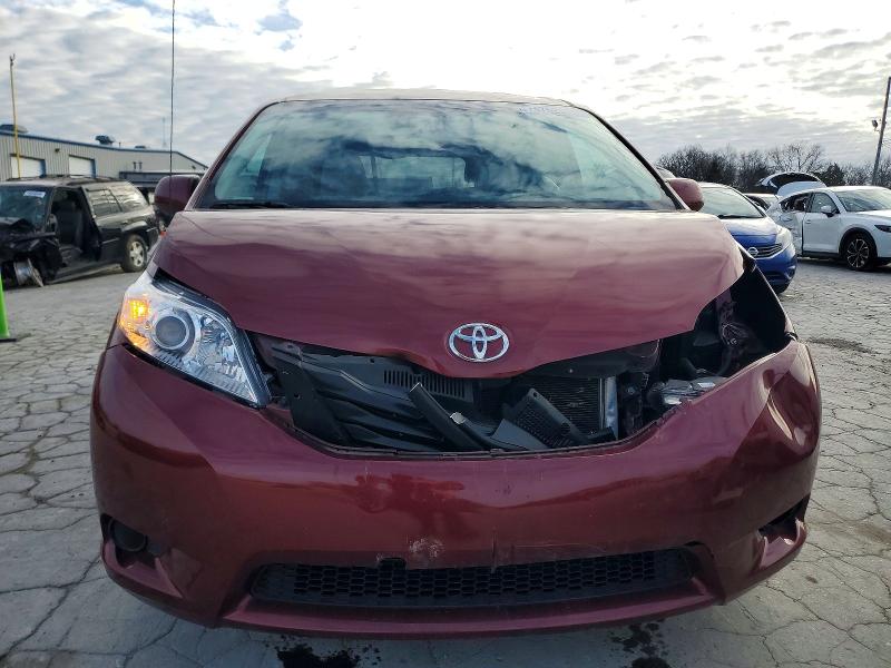Photo 5 from auction – 2011 TOYOTA SIENNA LE with VIN 5TDKK3DCXBS124396