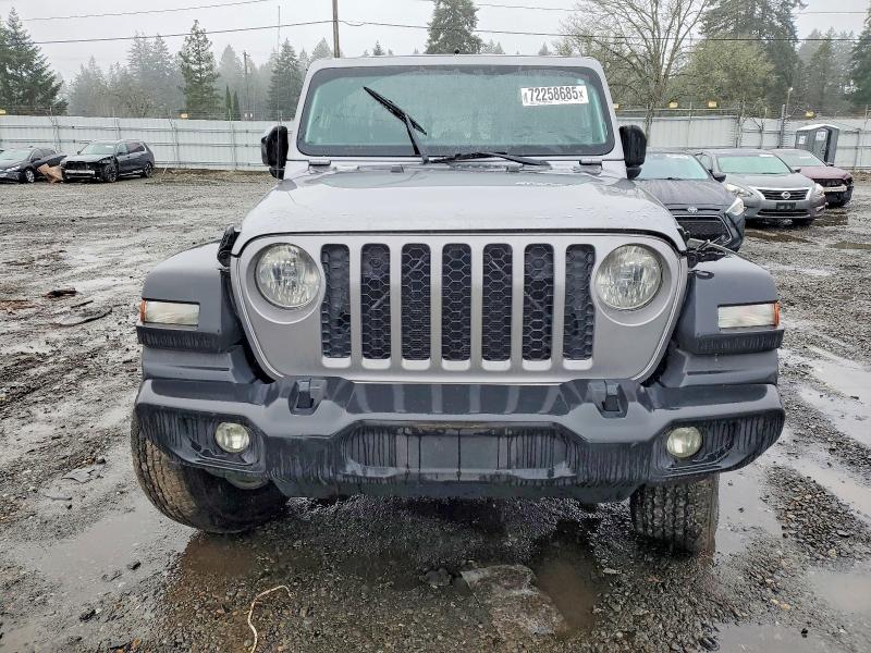 Photo 5 from auction – 2020 JEEP GLADIATOR with VIN 1C6HJTAG0LL140315