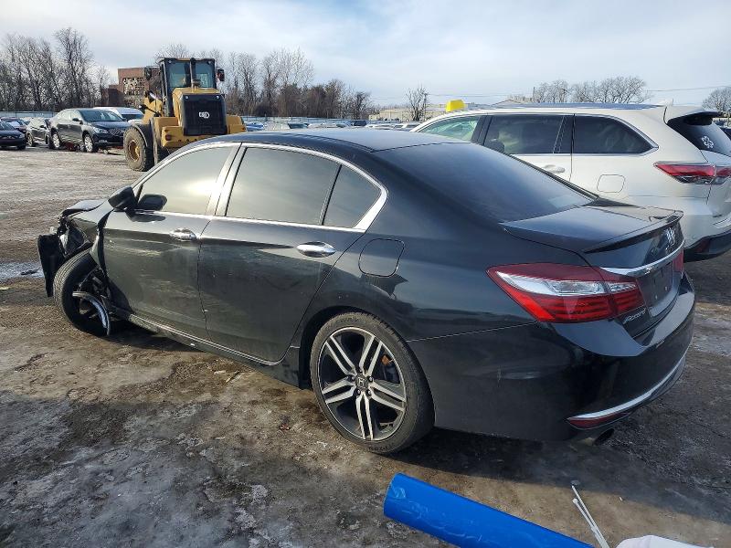 Photo 2 from auction – 2017 HONDA ACCORD with VIN 1HGCR2F53HA168577