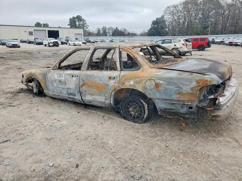 Photo 2 from auction – 1996 FORD CROWN VICT with VIN 2FALP74W5TX175596