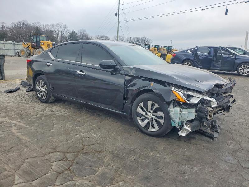 Photo 4 from auction – 2019 NISS ALTIMA with VIN 1N4BL4BV7KC192735