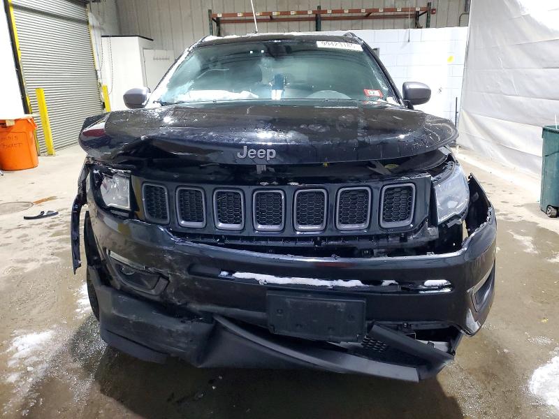 Photo 5 from auction – 2021 JEEP COMPASS with VIN 3C4NJDEB2MT575231