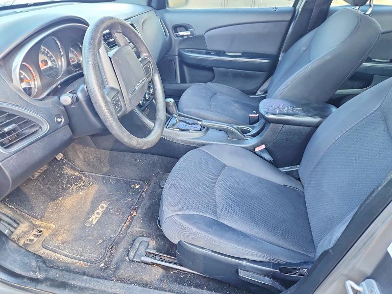 صورة رقم 7 من المزاد - 2012 CHRYSLER 200 LX مع VIN 1C3CCBAB4CN318408