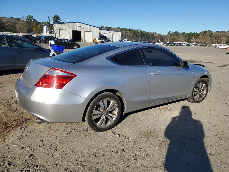 Photo 3 from auction – 2010 HONDA ACCORD with VIN 1HGCS1B8XAA018261