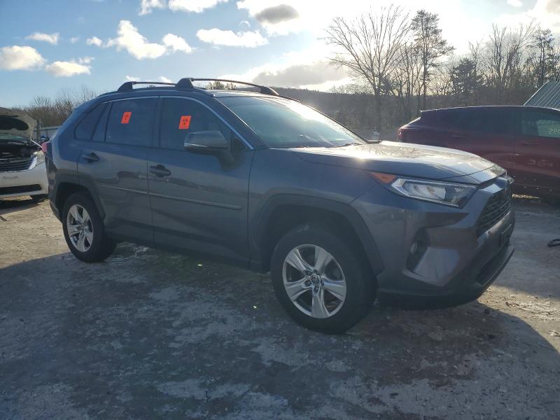 Photo 4 from auction – 2021 TOYOTA RAV4 XLE with VIN 2T3P1RFV0MC246570