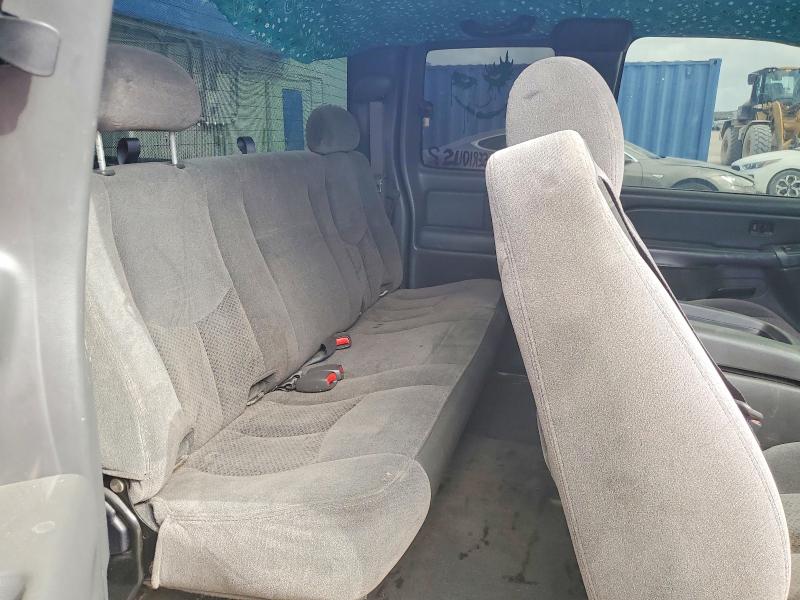 Photo 10 from auction – 2005 CHEVROLET SILVERADO with VIN 2GCEC19V551200840
